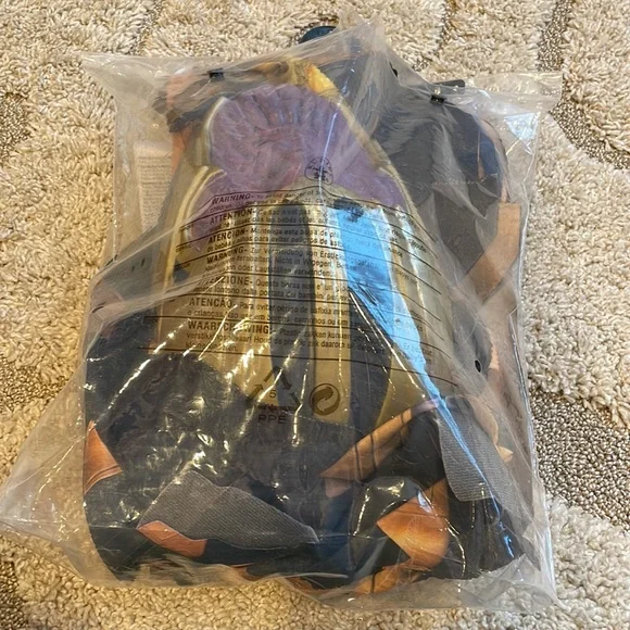 Thanos child’s costume. Size M (8/10) - Picture 4 of 4